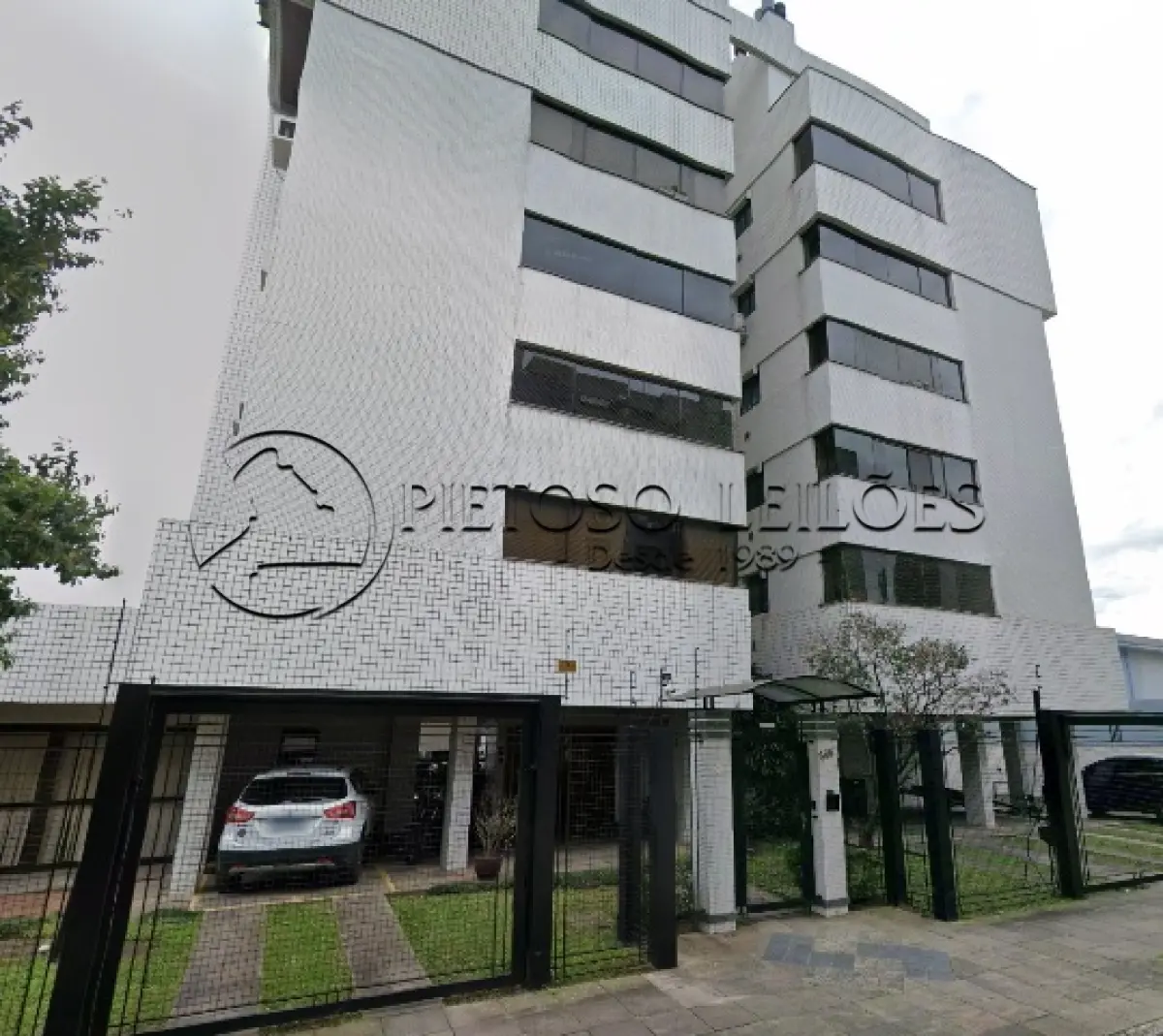 LOTE 505 - PORTO ALEGRE/RS - O BOX DE ESTACIONAMENTO 33, DO EDIFÍCIO RESIDENCIAL DUE VILLE, BLOCO A, NA RUA RODOLFO SIMCH, Nº 360, JARDIM LINDOIA.