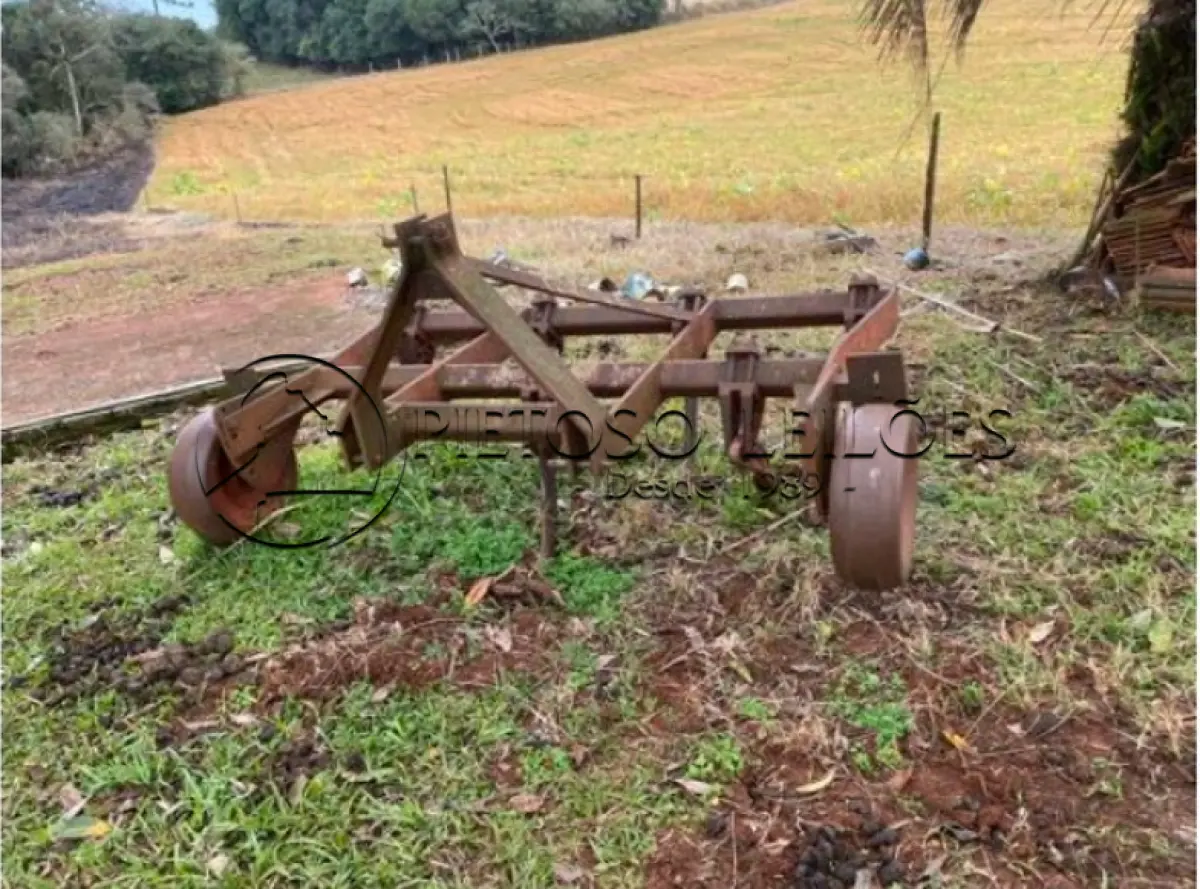 LOTE 016