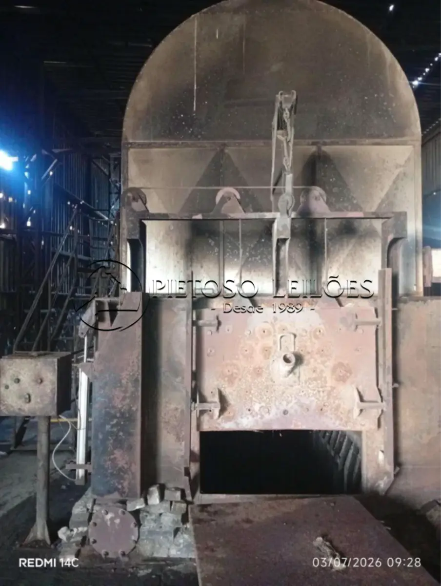 LOTE 100 - UMA CALDEIRA SECAMAQ CFH-8000, TIPO FLAMOTUBULAR HORIZONTAL
