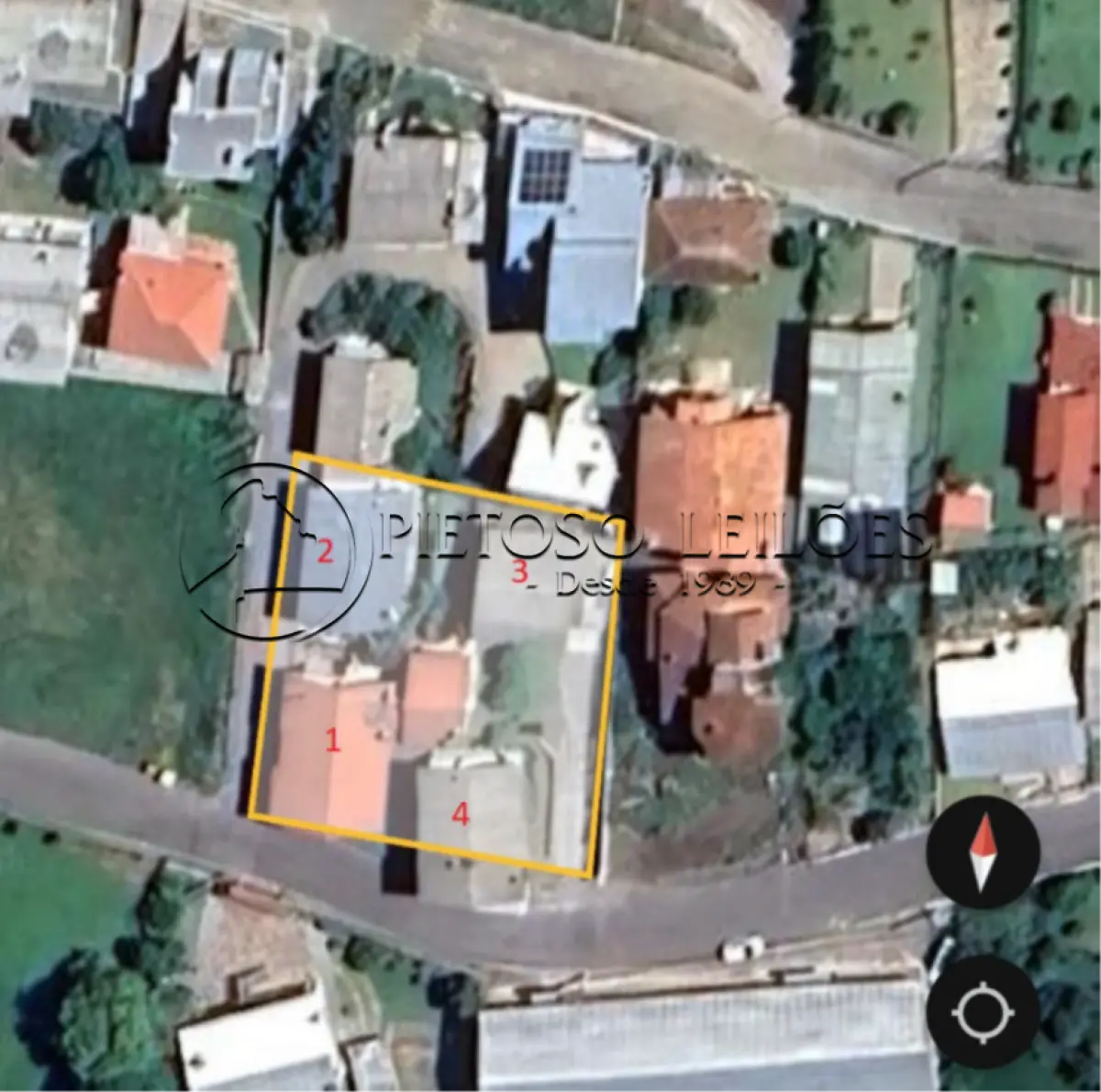 LOTE 100 - FLORES DA CUNHA/RS - FRAÇÃO IDEAL DE 244,00M² - CASA DE ALVENARIA COM 2 PAVIMENTOS - TRAVESSÃO ESMERALDA