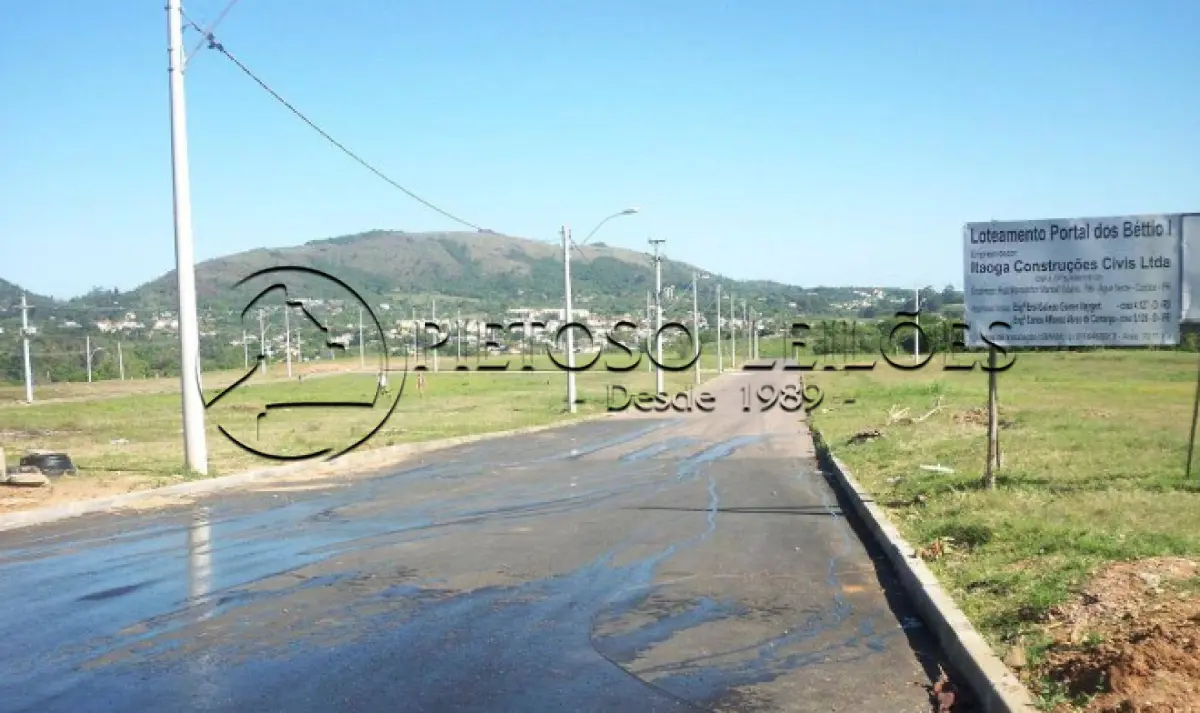 LOTE 005 - PORTO ALEGRE/RS - LOTE 12, DA QUADRA "A", DO "LOTEAMENTO PORTAL DOS BETTIO I", NA RUA ENFERMEIRO VENTURA, COM ÁREA SUPERFICIAL DE 184,00m², BAIRRO VILA NOVA.