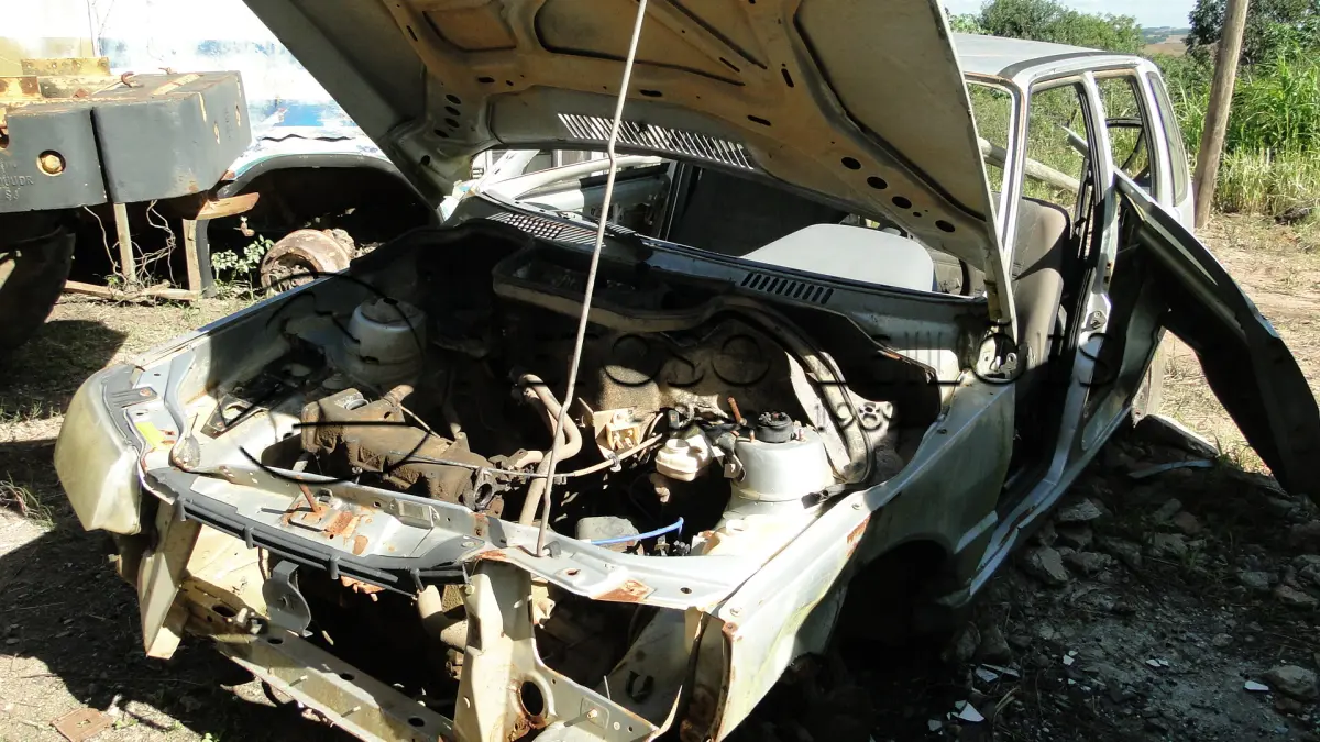 LOTE 008 - FIAT/UNO MILLE FIRE, ANO/MODELO: 2005/2006, PLACA: IMK3772,