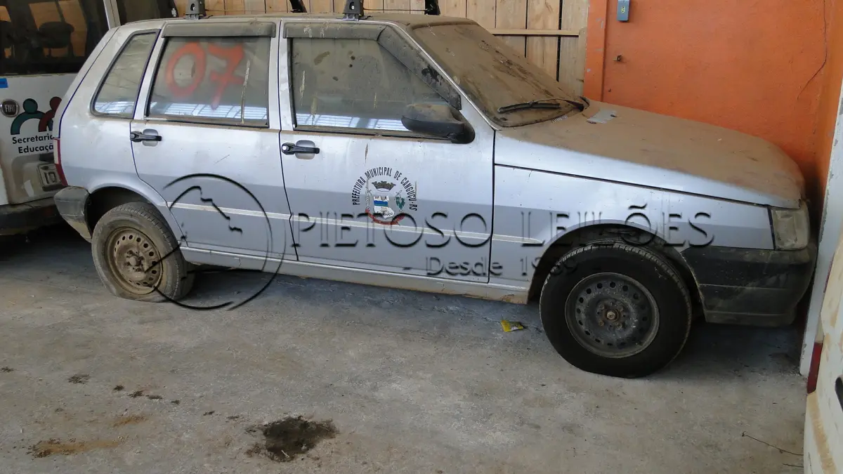LOTE 007 - FIAT/UNO MILLE FIRE, ANO/MODELO: 2005/2006, PLACA: IMK3800, 