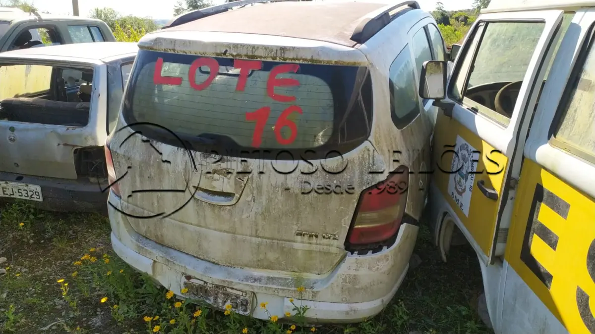 LOTE 016 - CHEV/SPIN 1.8L MT LTZ, ANO/MODELO: 2013/2014, PLACA: IUU1758,