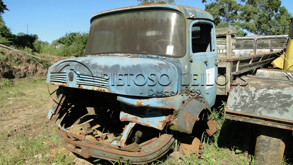 LOTE 043 - CAMINHÃO M.BENZ/L, 1113, ANO/MODELO: 1976/1976, PLACA: IHO8086,