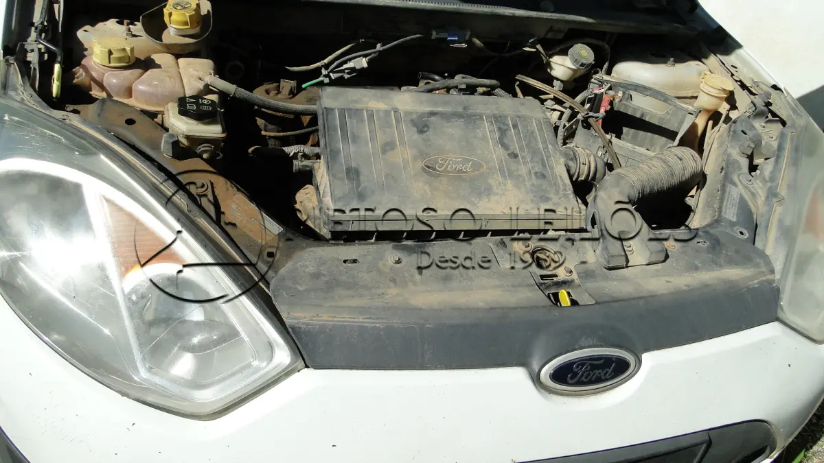 LOTE 052 - FORD/FIESTA SEDAN 1.6 FLEX, ANO/MODELO: 2013/2014, PLACA: IUP5155,