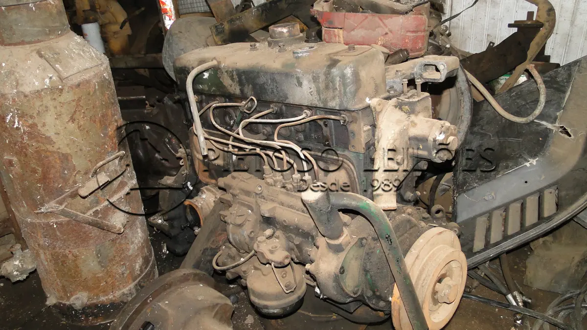LOTE 033 - LOTE COMPOSTO POR 4 MOTORES A DIESEL.