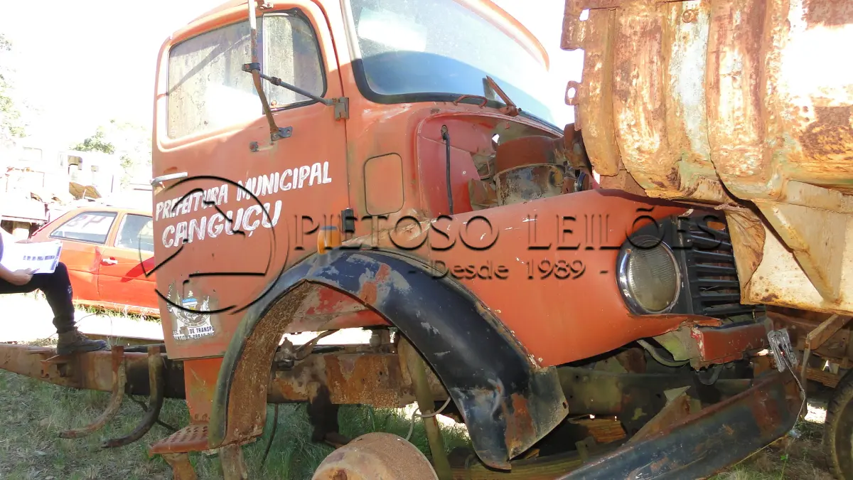 LOTE 072 - M.BENZ/L 1113, ANO/MODELO: 1977/1977, PLACA: IHO8058,