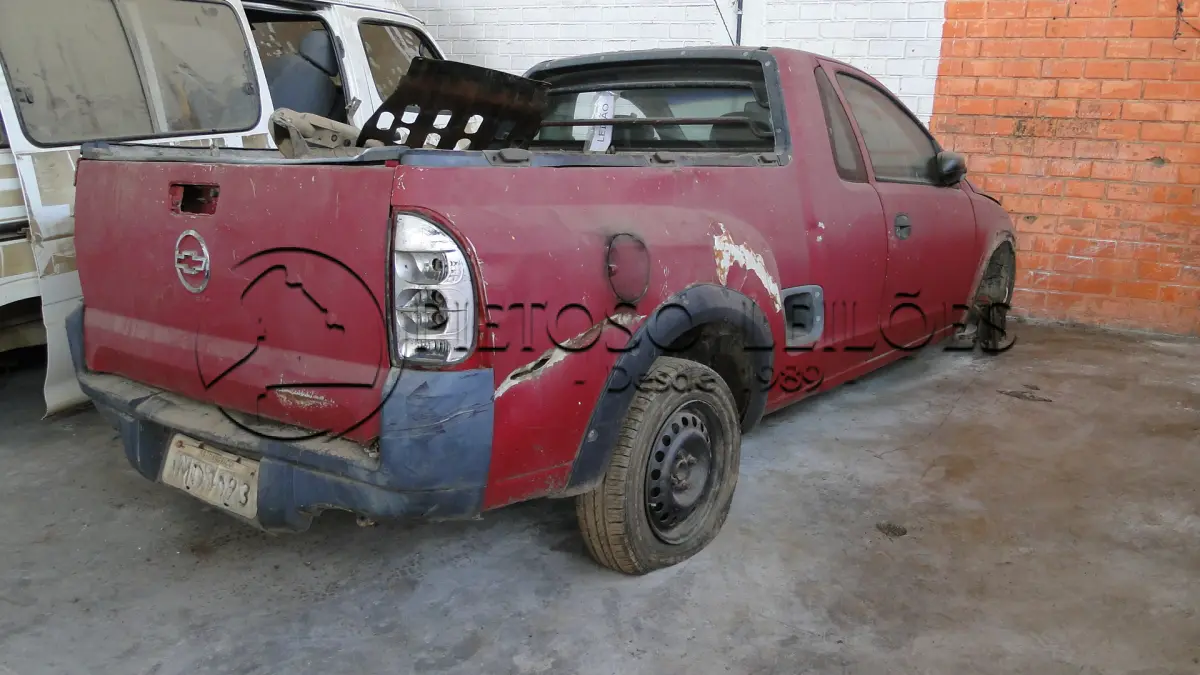 LOTE 036 - GM/MONTANA CONQUEST, ANO/MODELO: 2005/2005, PLACA: IMO7193, 