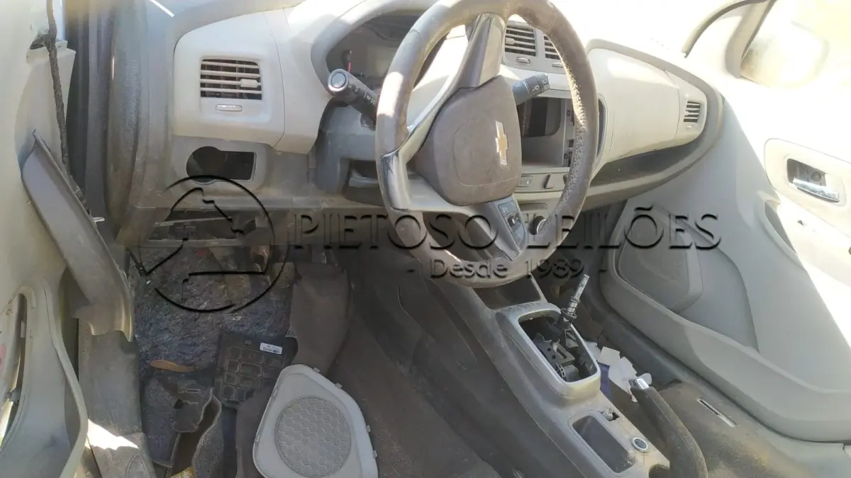 LOTE 016 - CHEV/SPIN 1.8L MT LTZ, ANO/MODELO: 2013/2014, PLACA: IUU1758,