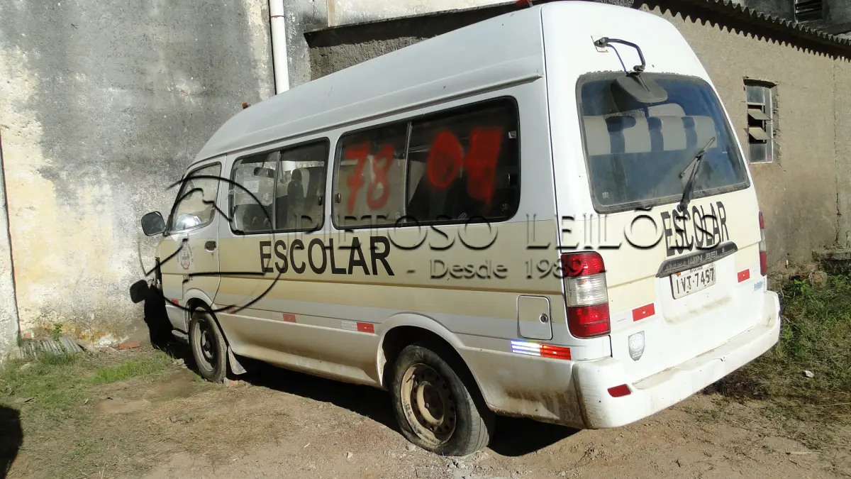 LOTE 078 - I/JINBEI VAN NIKS ESCO, ANO/MODELO: 2013/2014, PLACA: IVT7457