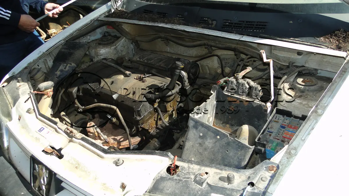 LOTE 025 - I/PEUGEOT PART F 625K 16, ANO/MODELO: 2007/2008, PLACA: IOB7514,
