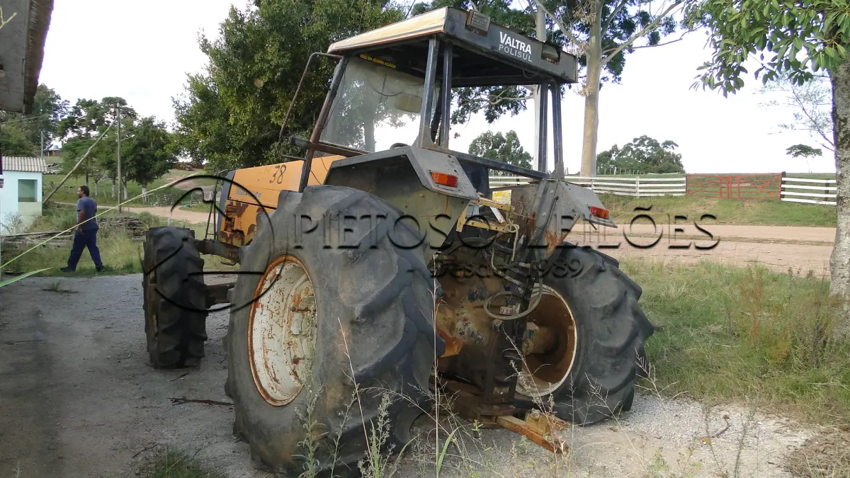 LOTE 076 - TRATOR VALTRA VALMET 1380 S.