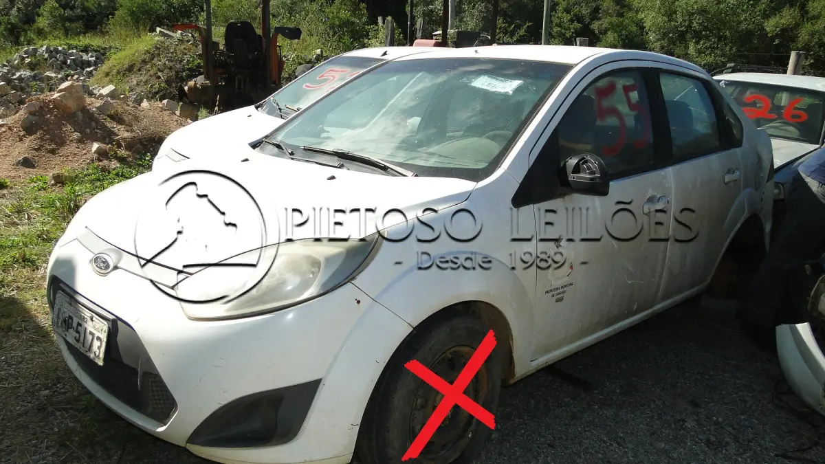 LOTE 055 - FORD/FIESTA SEDAN 1.6 FLEX, ANO/MODELO: 2013/2014, PLACA: IUP5173,