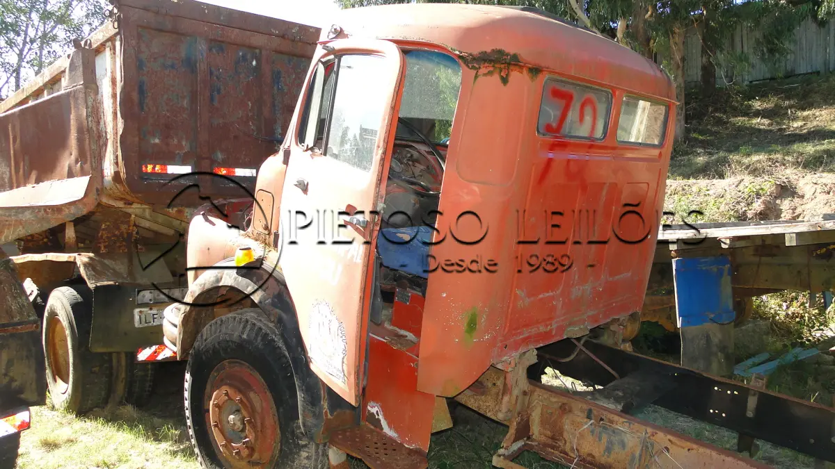 LOTE 072 - M.BENZ/L 1113, ANO/MODELO: 1977/1977, PLACA: IHO8058,