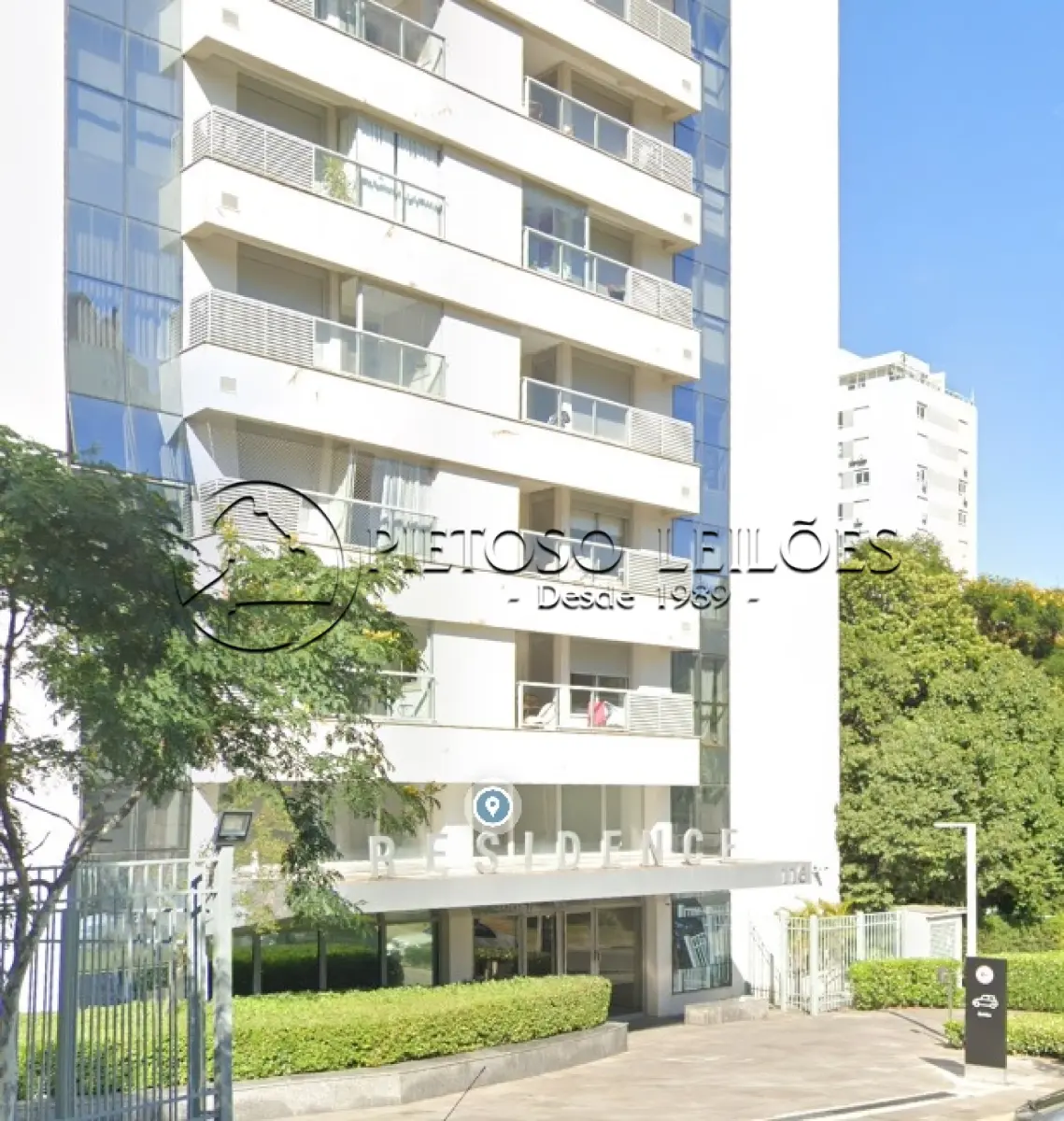 LOTE 005 - PORTO ALEGRE/RS - O APARTAMENTO Nº 1714 E O BOX 01 DA TORRE 3, EDIFÍCIO TREND RESIDENCE DO CONDOMÍNIO TREND NOVA CARLOS GOMES, BAIRRO PETRÓPOLIS