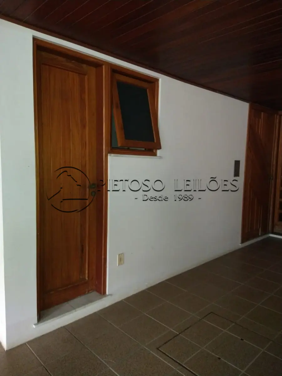 LOTE 004 - PORTO ALEGRE/RS - APARTAMENTO Nº 201 E  QUATRO GARAGENS, DO PRÉDIO SITO À RUA CARLOS VON KOSERITZ, Nº 533,  BAIRRO HIGIENÓPOLIS