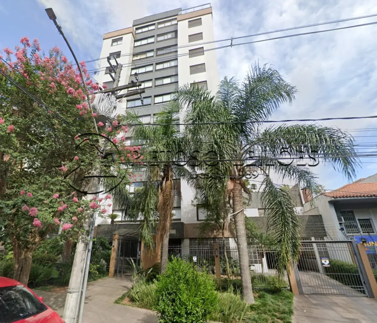 LOTE 009 - PORTO ALEGRE/RS - BOX COBERTO Nº 05 DO EDIFÍCIO RESIDENCIAL VIVENDAS IGUAÇU, NA AVENIDA IGUASSÚ Nº 331, BAIRRO PETRÓPOLIS.