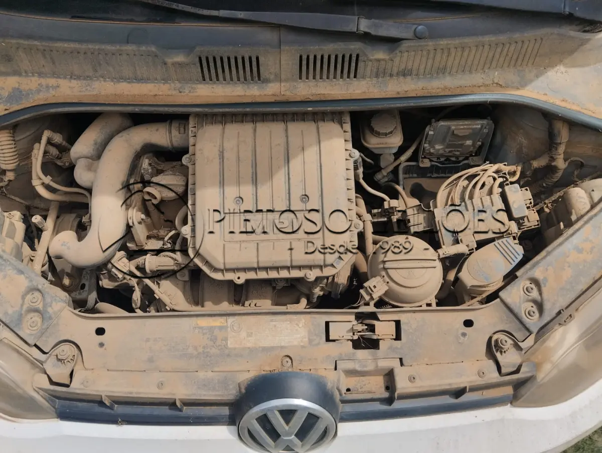 LOTE 018 - AUTOMÓVEL VW/UP TAKE MCV, ANO/MODELO: 2017/2018, PLACA: IYH0468