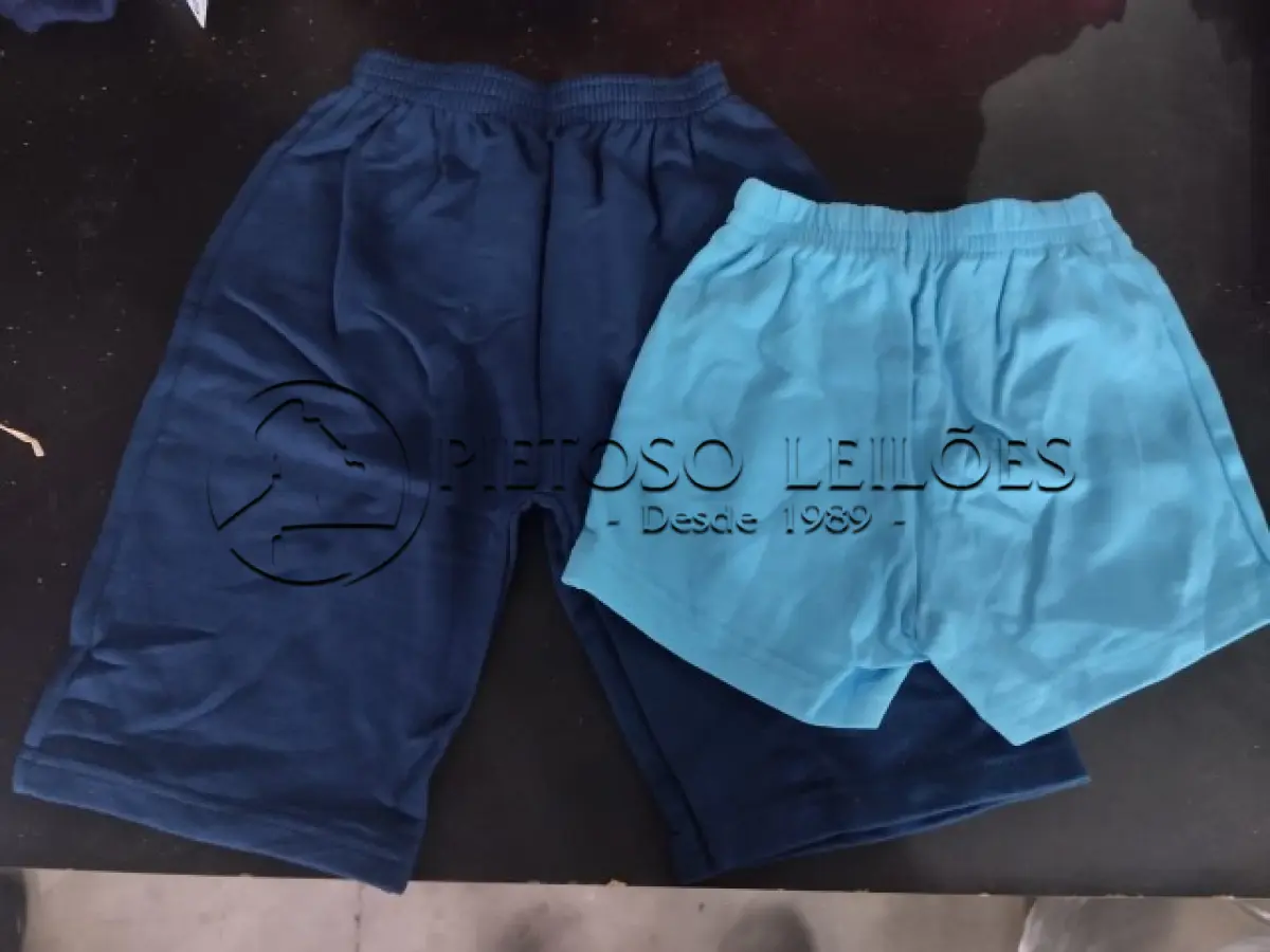 LOTE 060 - LOTE DE SHORTS INFANTIS
