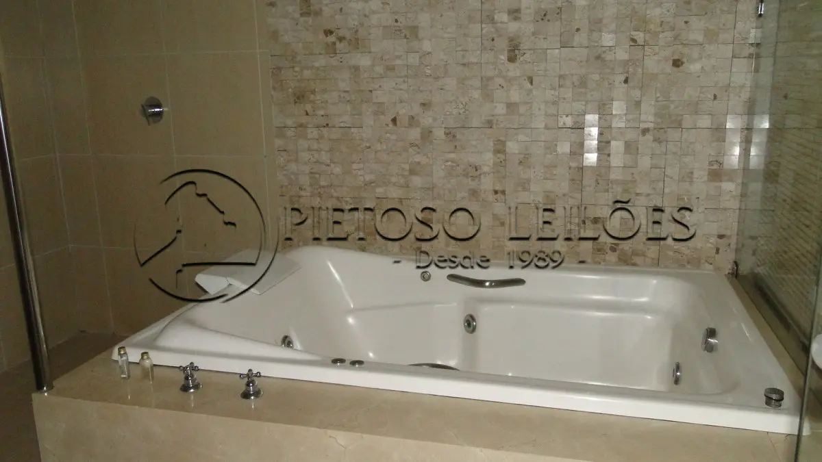 LOTE 200 - GRAMADO/RS - HOTEL MODEVIE BOUTIQUE HOTEL, NA RUA AUGUSTO ZATTI, Nº 160, CENTRO.