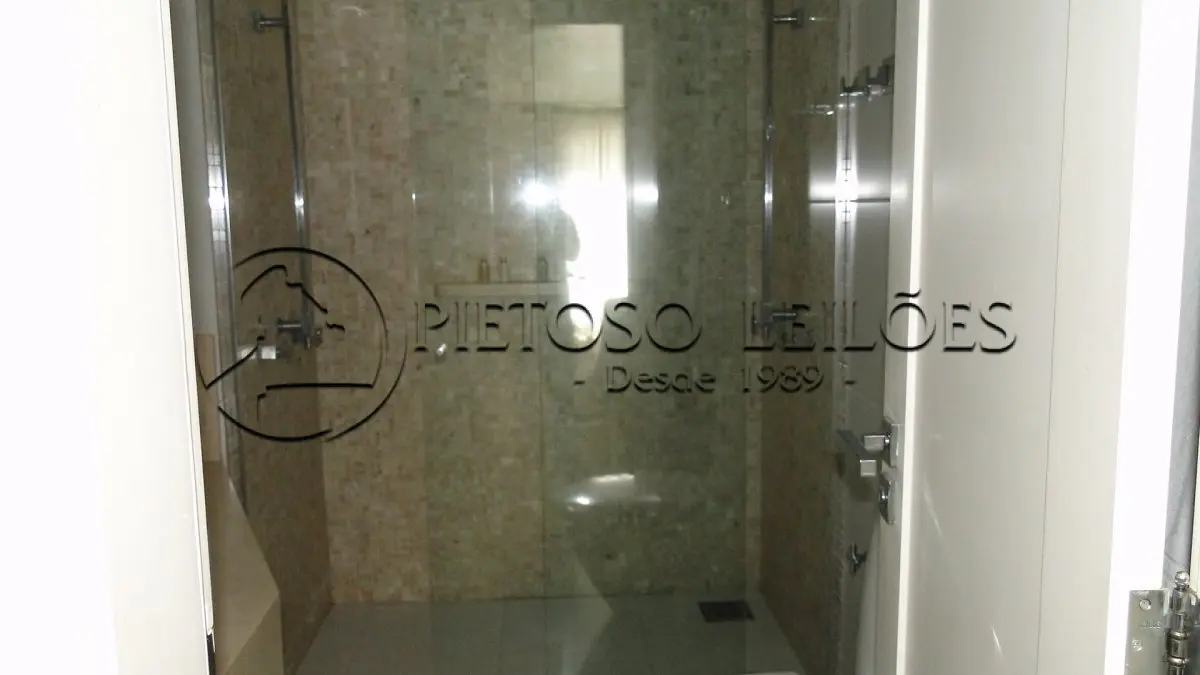 LOTE 200 - GRAMADO/RS - HOTEL MODEVIE BOUTIQUE HOTEL, NA RUA AUGUSTO ZATTI, Nº 160, CENTRO.