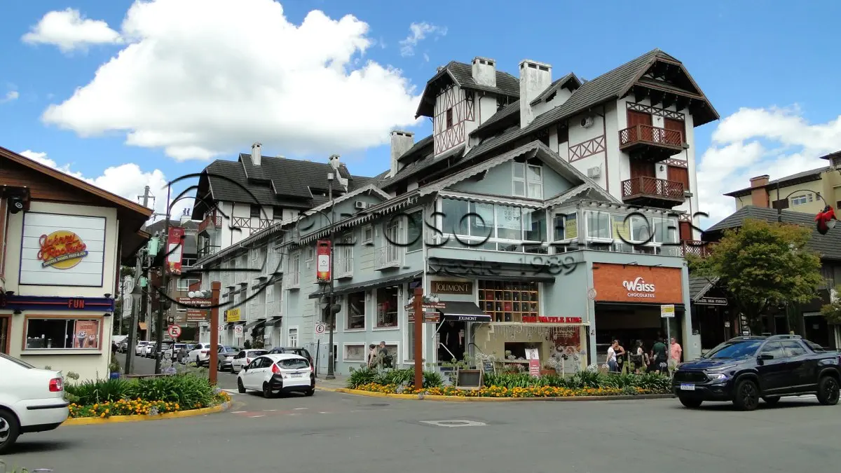 LOTE 200 - GRAMADO/RS - HOTEL MODEVIE BOUTIQUE HOTEL, NA RUA AUGUSTO ZATTI, Nº 160, CENTRO.