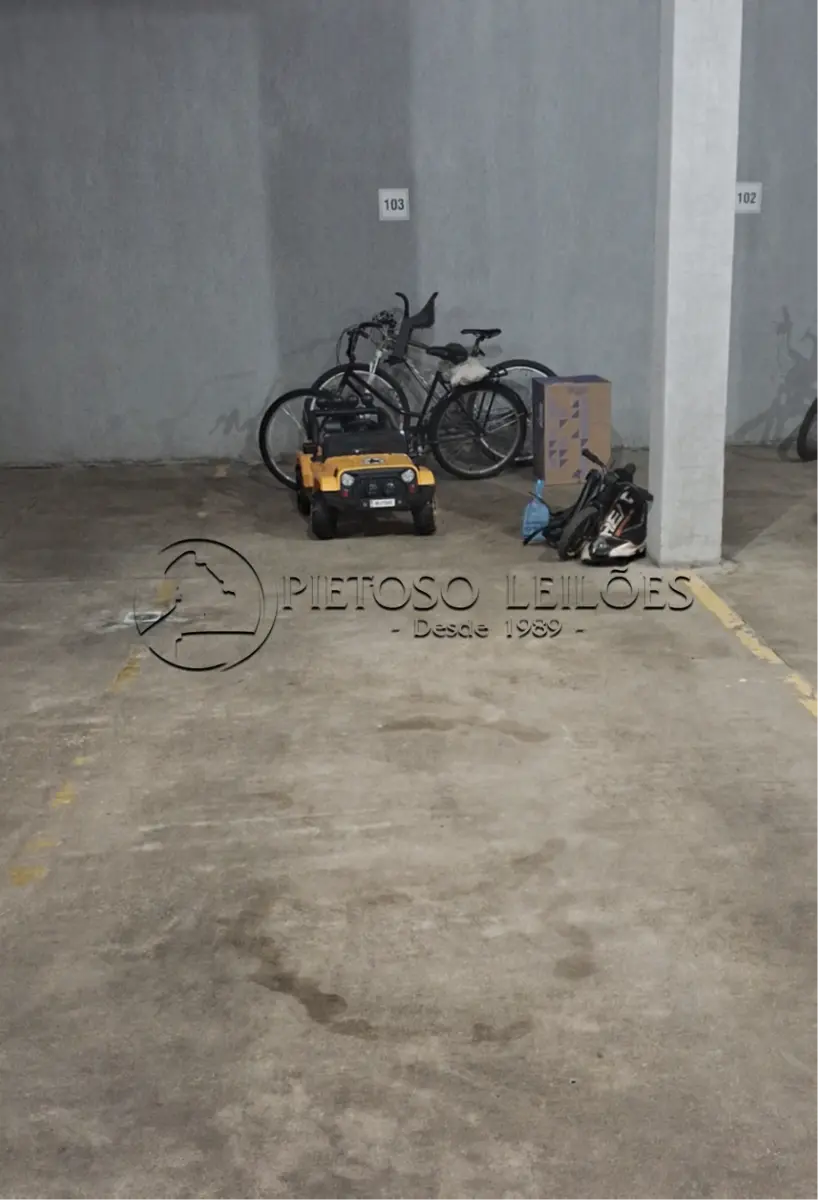 LOTE 101 - ENCANTADO/RS - O BOX Nº 103 DO EDIFÍCIO COMERCIAL E RESIDENCIAL INFINITY, LOCALIZADO NA RUA DUQUE DE CAXIAS, Nº 1.397, NO BAIRRO CENTRO.