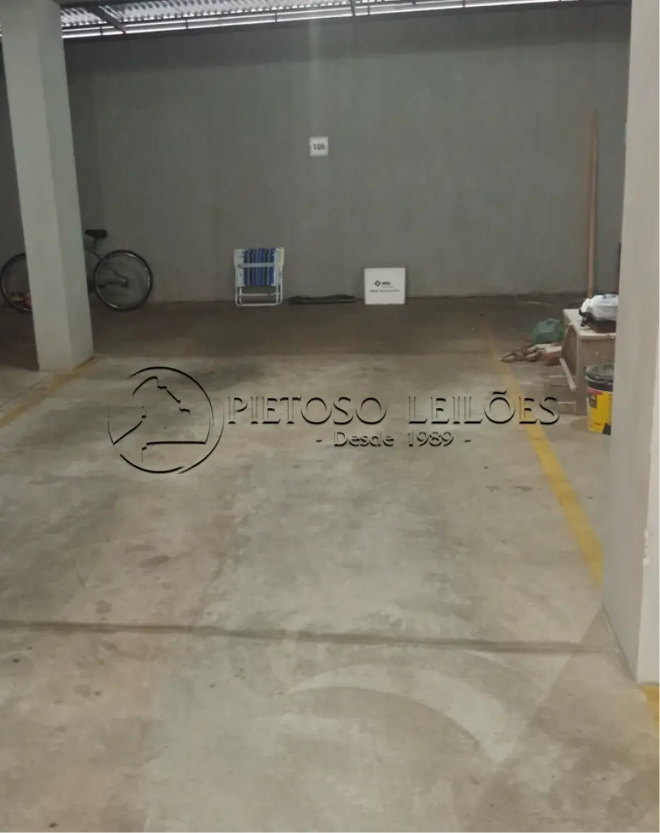 LOTE 100 - ENCANTADO/RS - O BOX Nº 106 DO EDIFÍCIO COMERCIAL E RESIDENCIAL INFINITY, LOCALIZADO NA RUA DUQUE DE CAXIAS, Nº 1.397, NO BAIRRO CENTRO.