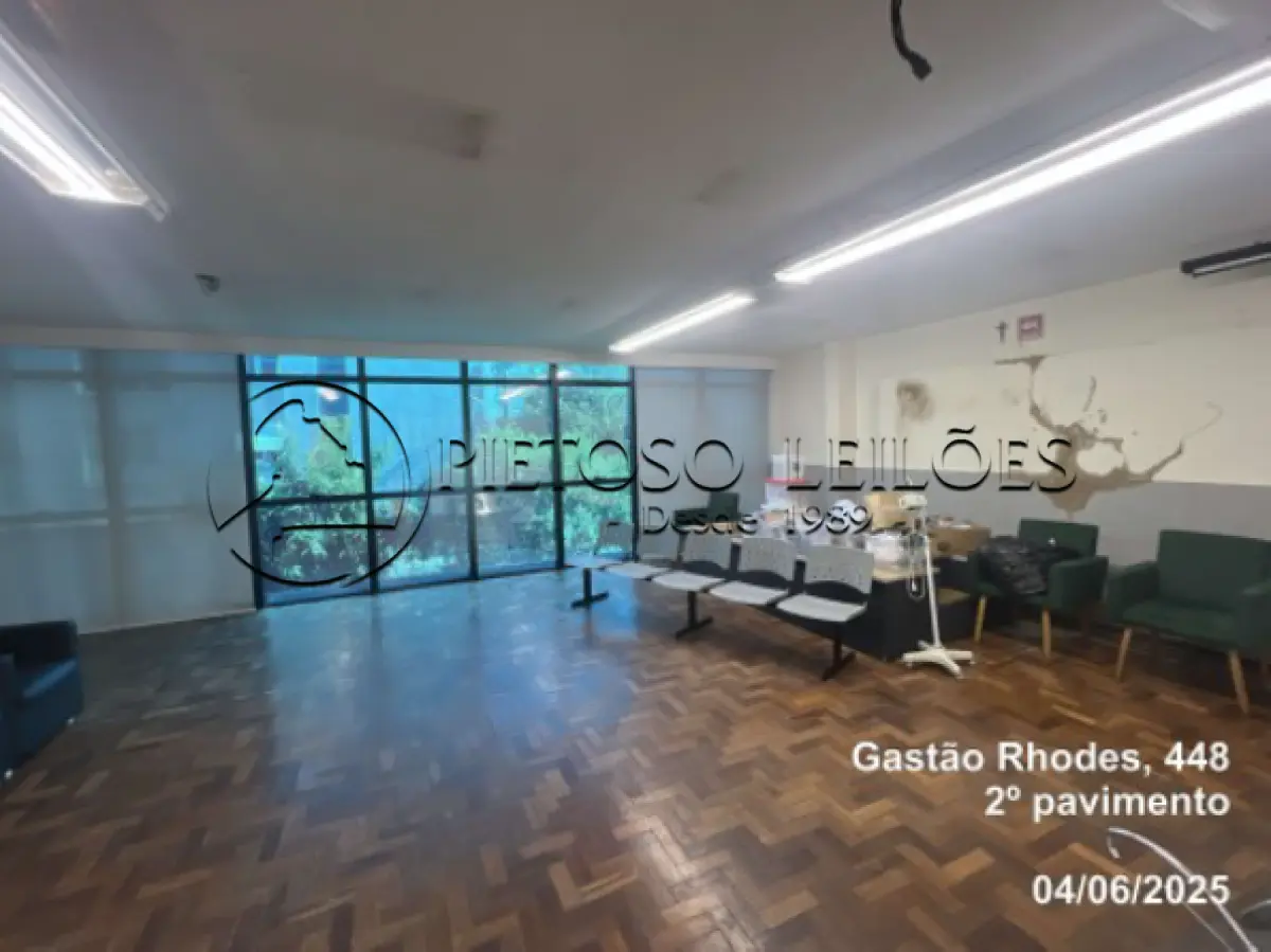 LOTE 001 - PORTO ALEGRE/RS - PRÉDIO COMERCIAL COM 7 PAVIMENTOS - BAIRRO SANTANA