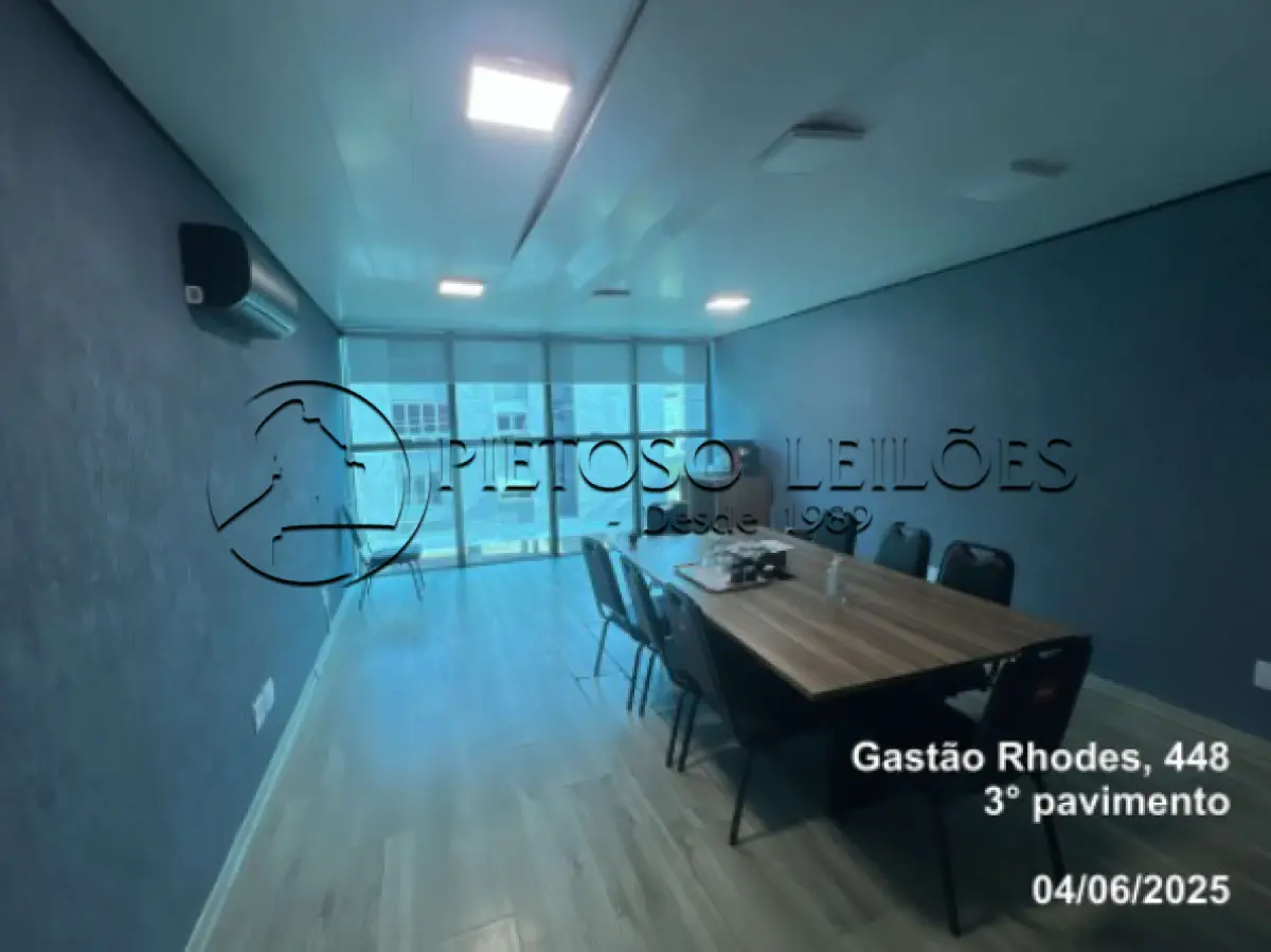 LOTE 001 - PORTO ALEGRE/RS - PRÉDIO COMERCIAL COM 7 PAVIMENTOS - BAIRRO SANTANA