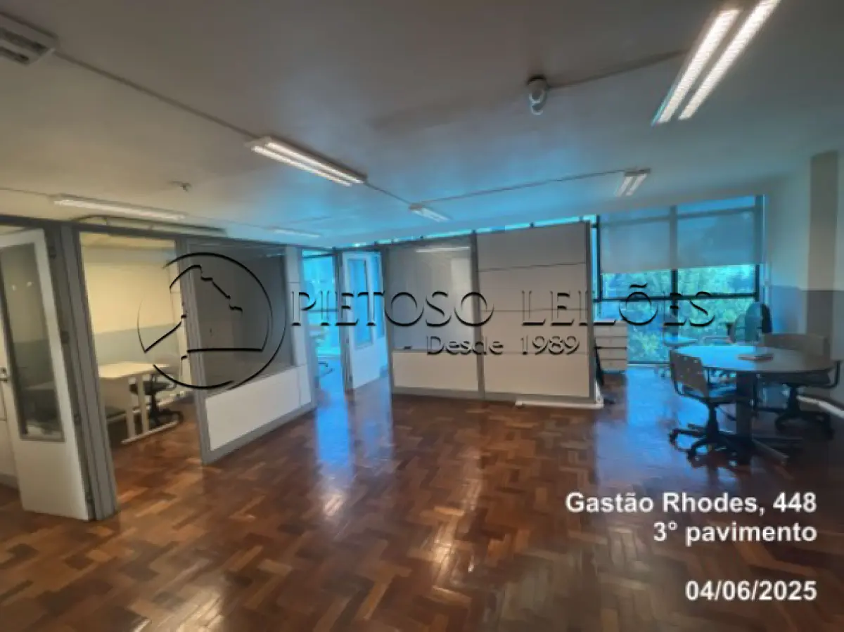 LOTE 001 - PORTO ALEGRE/RS - PRÉDIO COMERCIAL COM 7 PAVIMENTOS - BAIRRO SANTANA