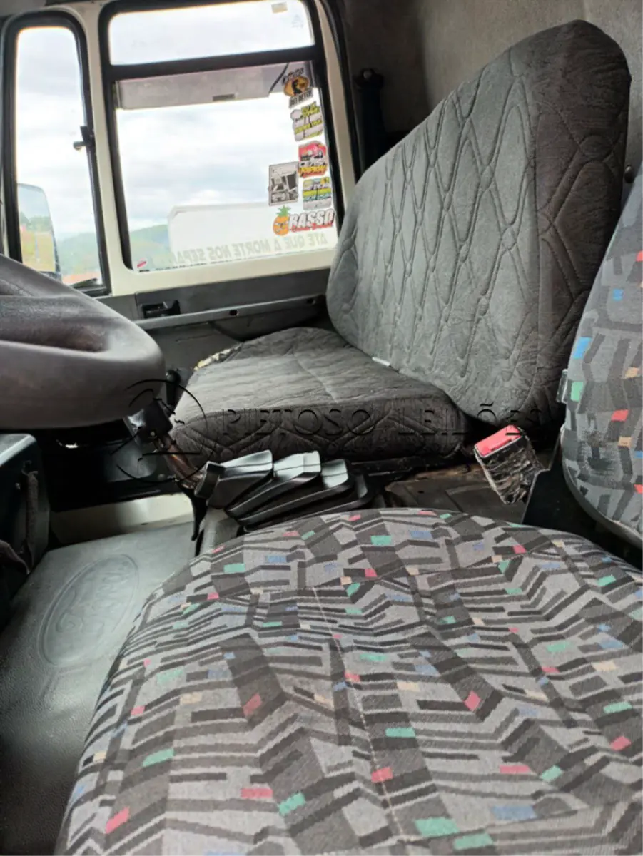 LOTE 001 - CAMINHÃO FORD/CARGO 2422 E, ANO/MODELO: 2009, PLACA: CUC4C52