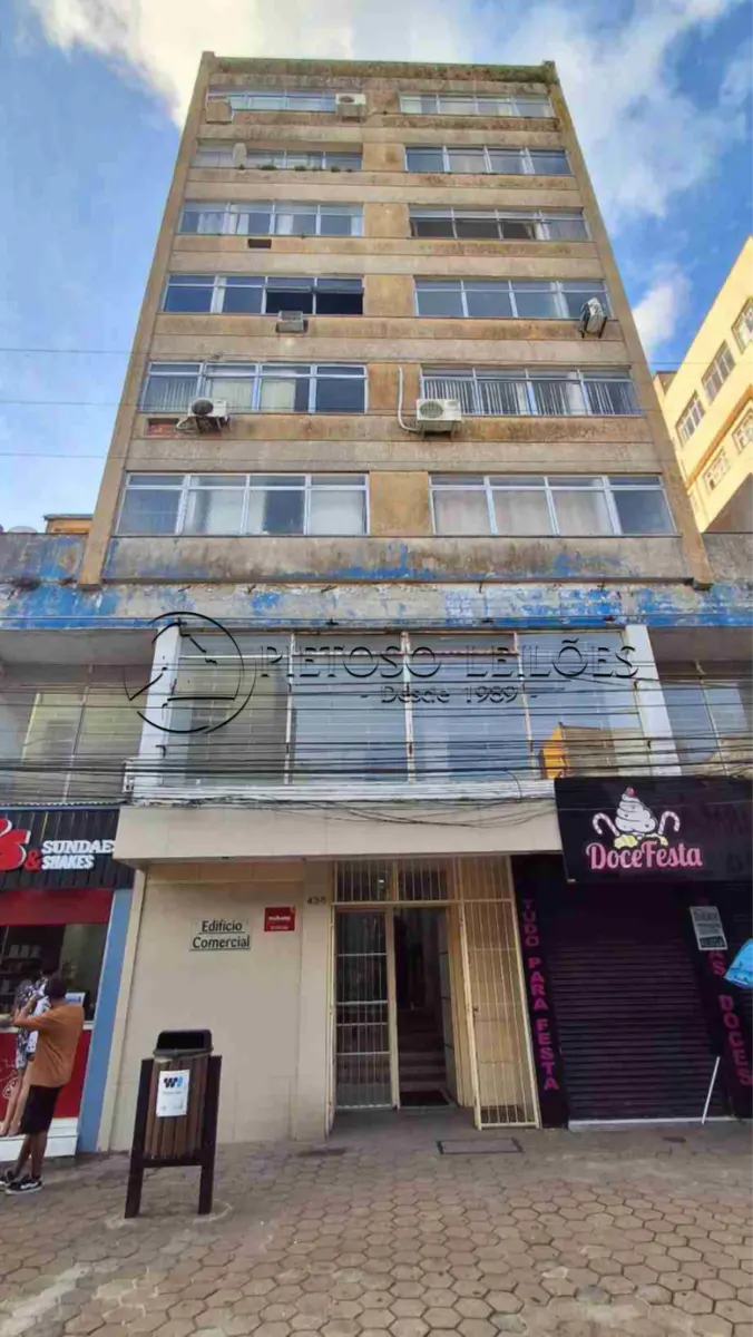 LOTE 001 - RIO GRANDE/RS - SALA COMERCIAL Nº 306 - EDIFÍCIO COMERCIAL - RUA GENERAL BACELAR - BAIRRO CENTRO