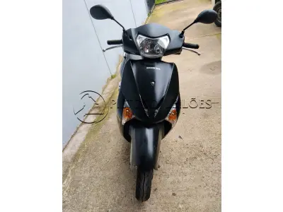 MOTONETA HONDA/LEAD 110, ANO/MODELO: 2012/2012.