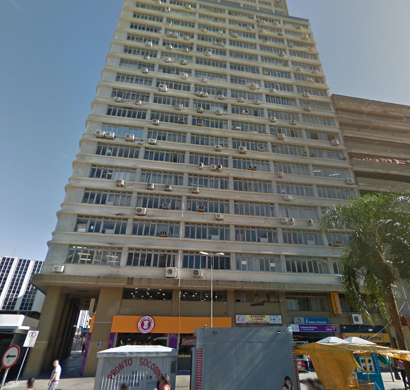 Opção De Pagamento Parcelado - Leia As Observações // Porto Alegre/rs – Conjunto Nº 202 Do Ed. Coliseu, Praça Osvaldo Cruz, Nº 15. Bairro Centro Histórico., localizado em Porto Alegre - RS