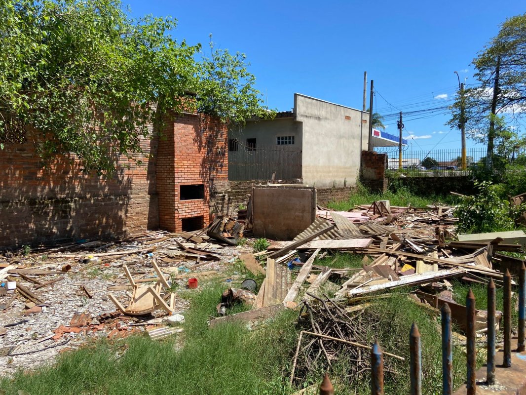 São Leopoldo/rs - Casa Na Avenida Caxias Do Sul, Nº 1017, Bairro: Rio Dos Sinos., localizado em São Leopoldo - RS