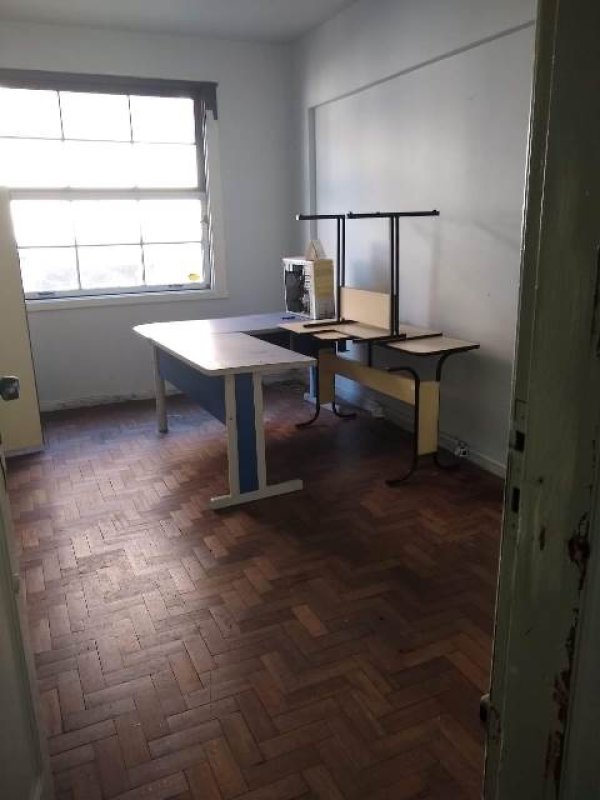 Imagem do imóvel Opção De Pagamento Parcelado - Leia As Observações // Porto Alegre/rs - Sala Nº 41 Do Edifício Campana, À Rua Voluntários Da Pátria Nº 527, Bairro Centro.