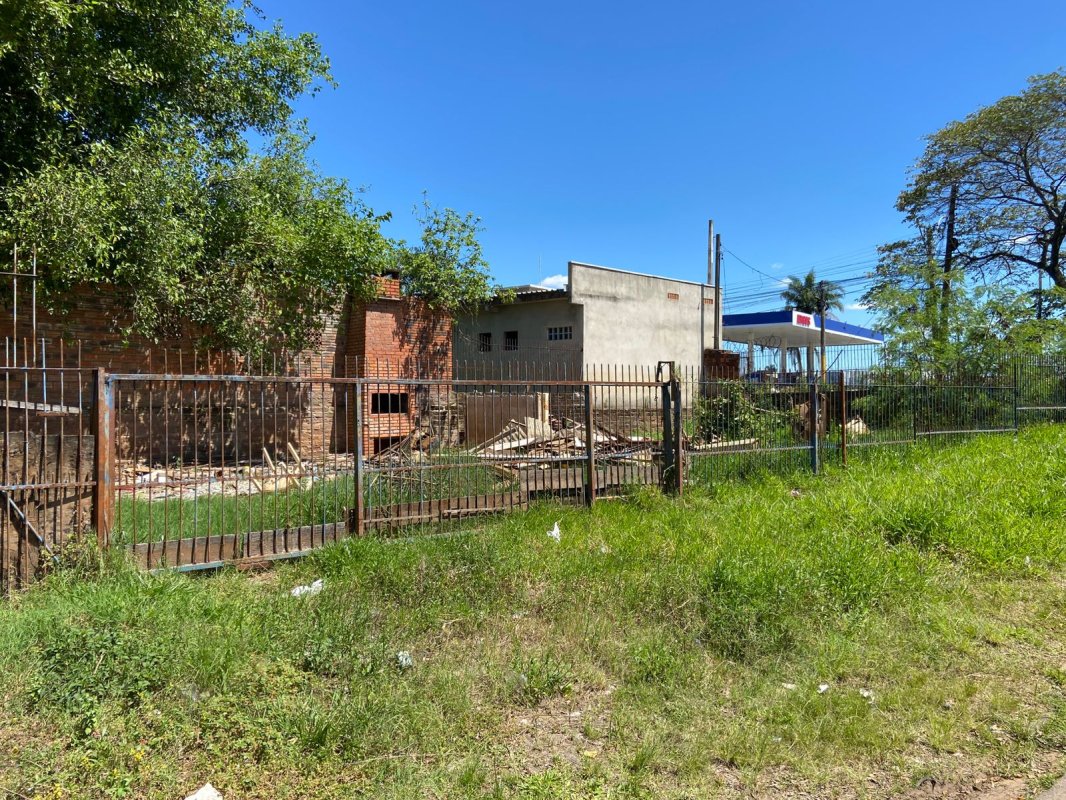 São Leopoldo/rs - Casa Na Avenida Caxias Do Sul, Nº 1017, Bairro: Rio Dos Sinos., localizado em São Leopoldo - RS