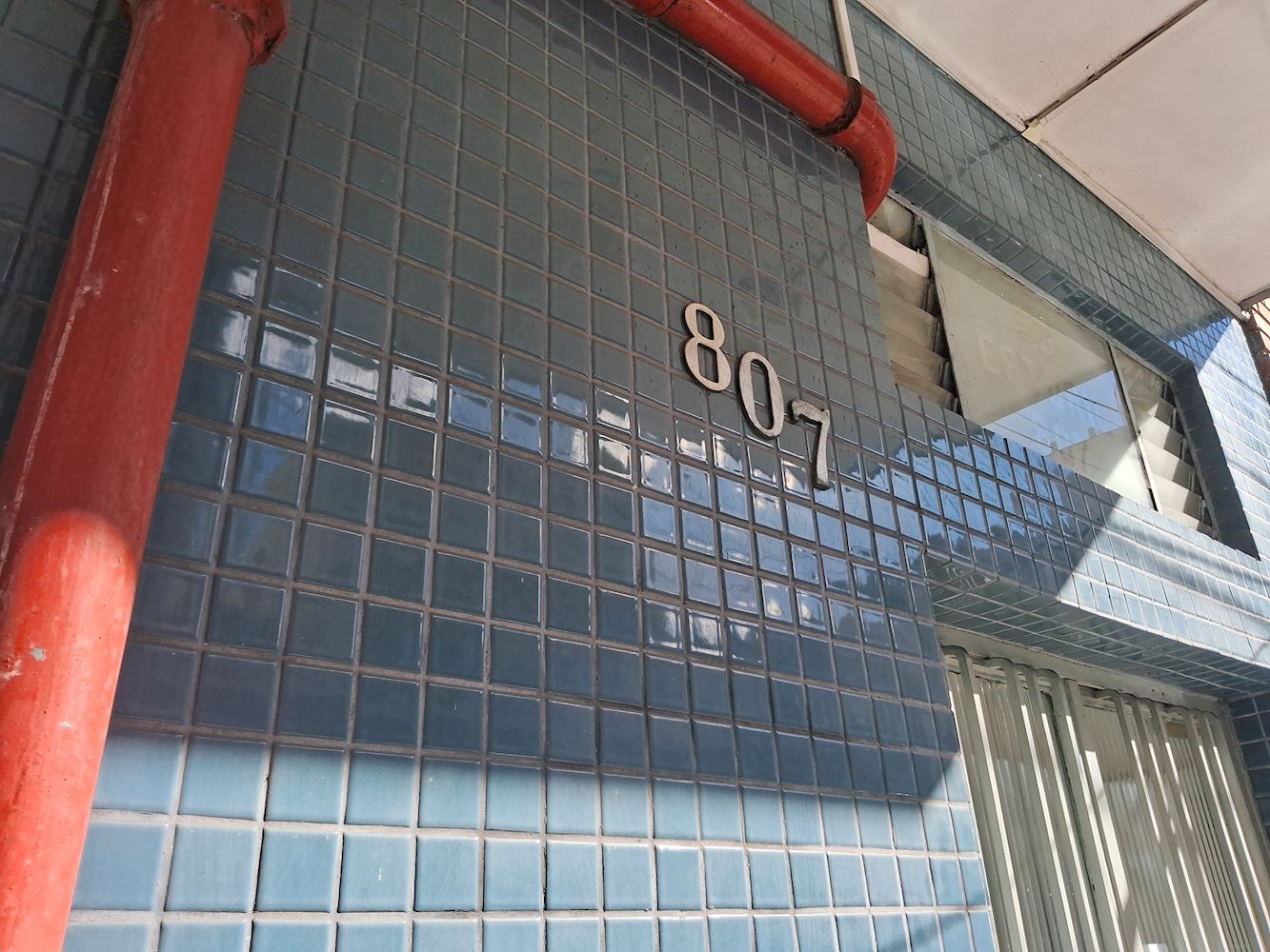 Porto Alegre/rs - Sala Comercial (sobreloja) No "ed. Estoril" - Independência, localizado em Porto Alegre - RS, bairro Independencia