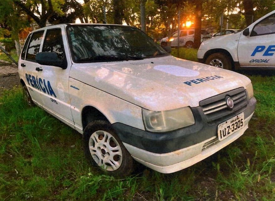 LOTE 016 - AUTOMÓVEL FIAT/UNO MILLE ECONOMY, ANO/MODELO: 2013, PLACA: IUZ3305