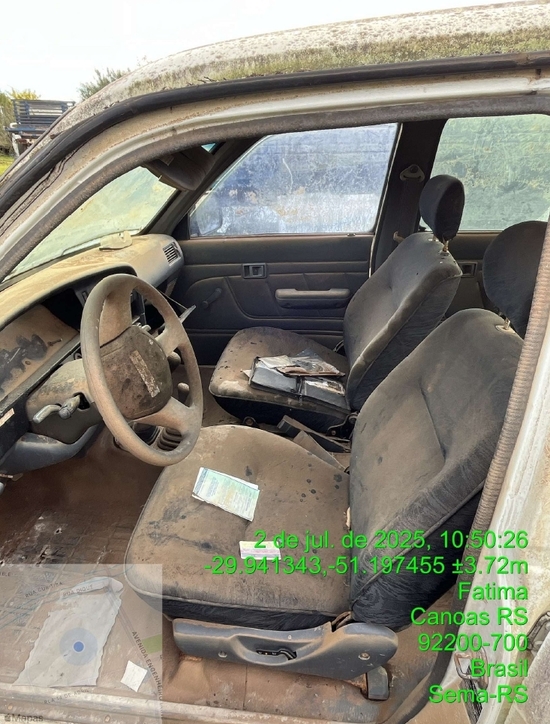 LOTE 007 - CAMIONETA I/TOYOTA HILUX 4CD DLX, ANO/MODELO: 1998/1999, PLACA: IIQ1605