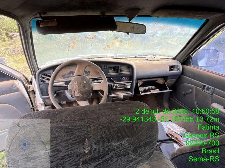 LOTE 007 - CAMIONETA I/TOYOTA HILUX 4CD DLX, ANO/MODELO: 1998/1999, PLACA: IIQ1605