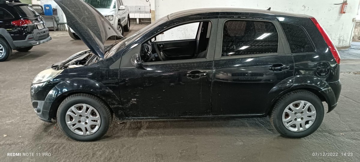 LOTE 011 - AUTOMÓVEL FORD/FIESTA 1.6 FLEX, ANO/MODELO: 2013/2014, PLACA: IUQ6967