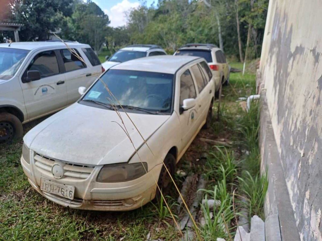 LOTE 003 - AUTOMÓVEL VW/PARATI 1.6, ANO/MODELO: 2010/2011, PLACA: IRM7616