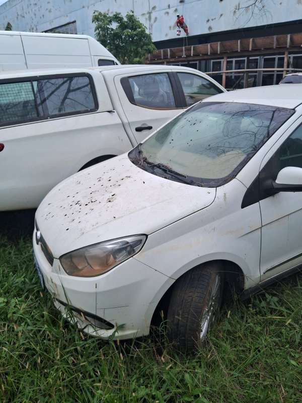 LOTE 022 - AUTOMÓVEL FIAT/SIENA ESSENCE 1.6, ANO/MODELO: 2013/2014, PLACA: JDE8C64,