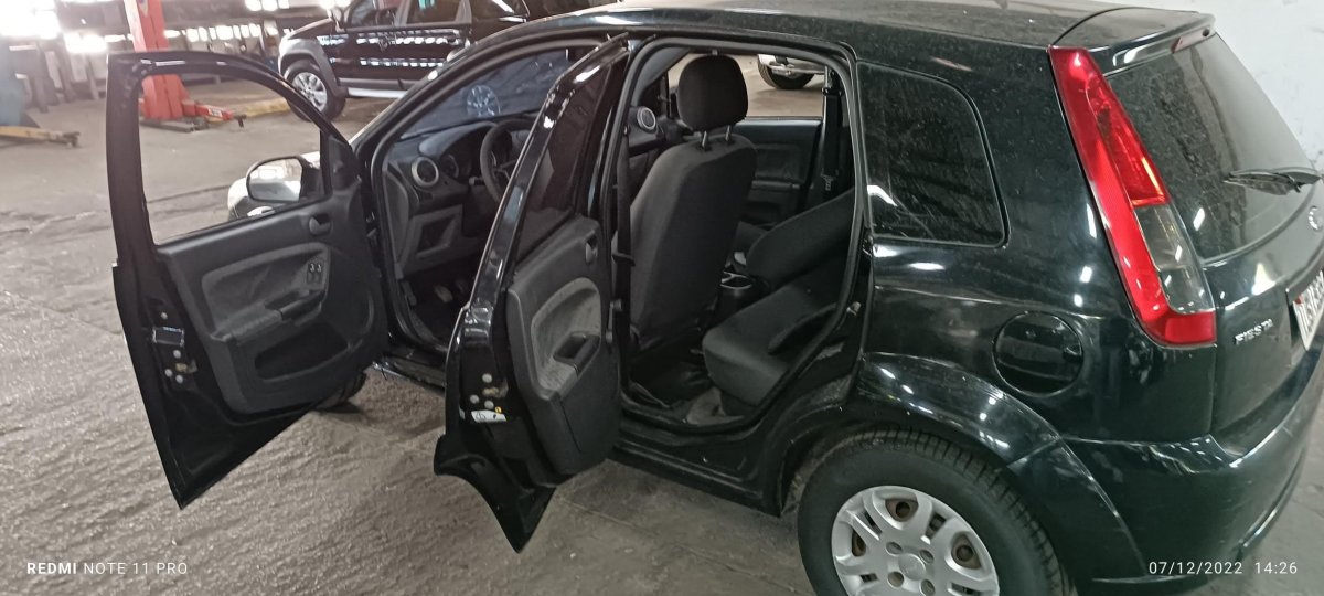 LOTE 011 - AUTOMÓVEL FORD/FIESTA 1.6 FLEX, ANO/MODELO: 2013/2014, PLACA: IUQ6967