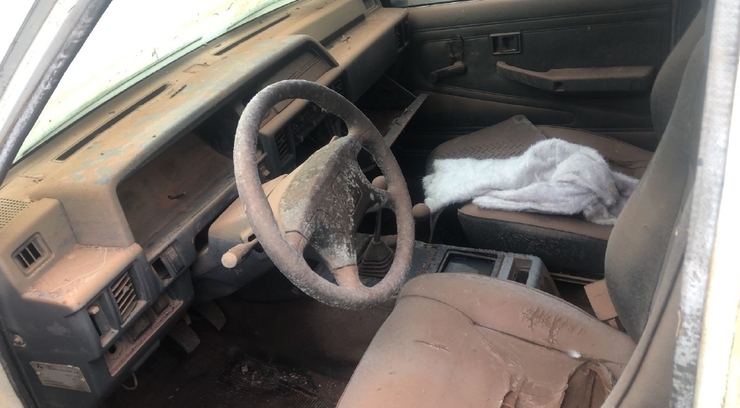 LOTE 001 - CAMINHONETE MMC/L200 4X4 GL, ANO/MODELO: 2004/2005, PLACA: IMF0305