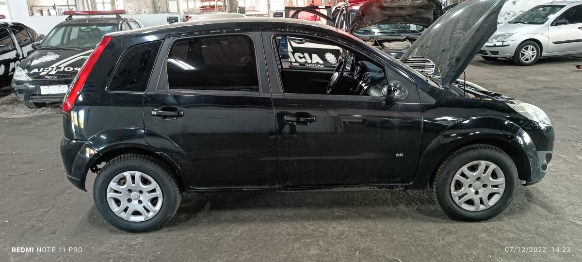 LOTE 011 - AUTOMÓVEL FORD/FIESTA 1.6 FLEX, ANO/MODELO: 2013/2014, PLACA: IUQ6967