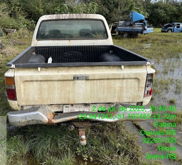 LOTE 007 - CAMIONETA I/TOYOTA HILUX 4CD DLX, ANO/MODELO: 1998/1999, PLACA: IIQ1605